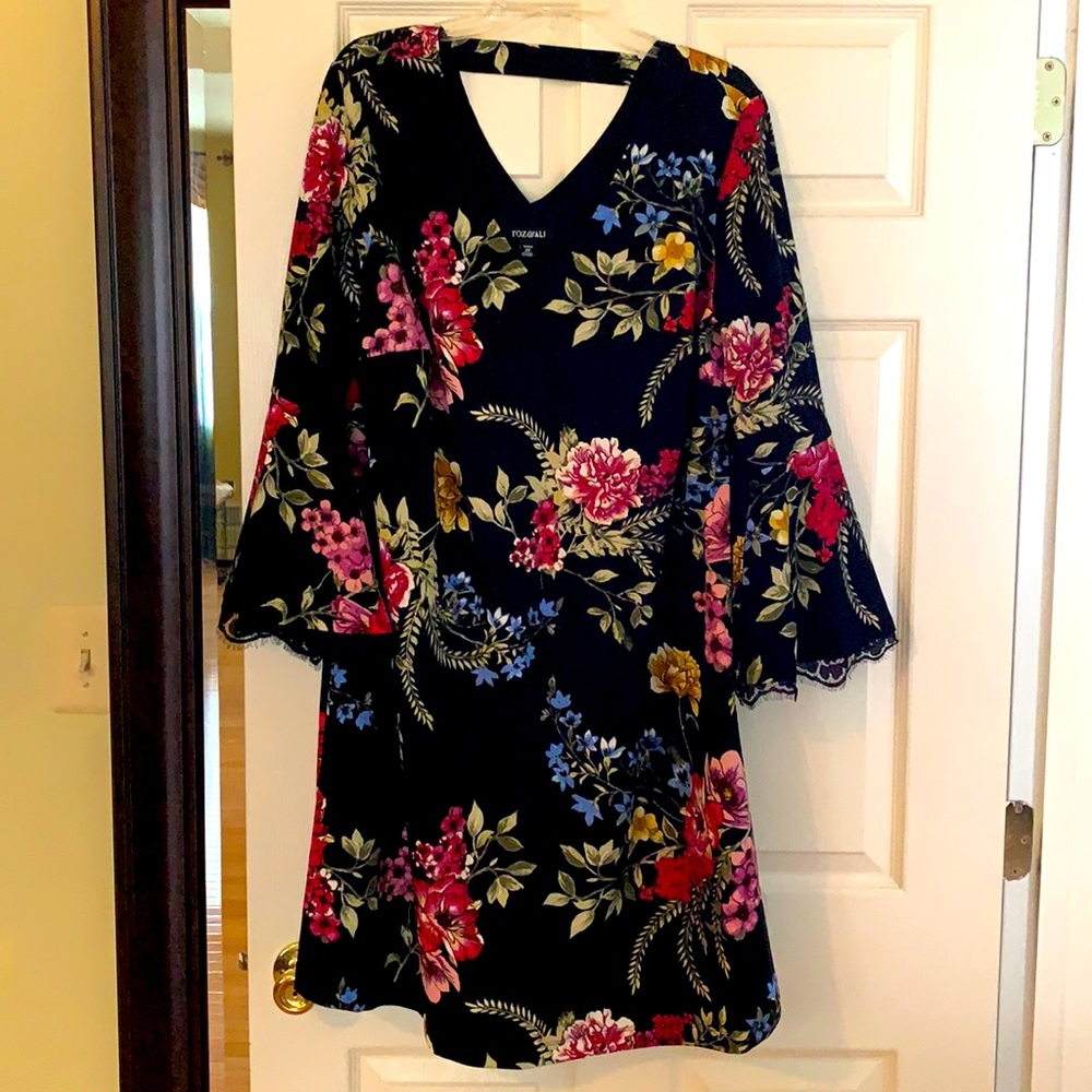 •Roz & Ali• Floral Bell Sleeve Dress - Size 2x